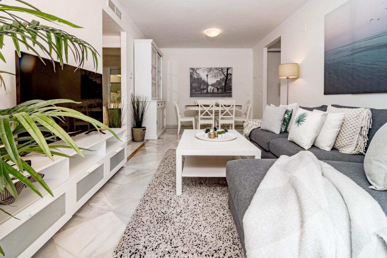 Lcr1- Lovely Ground Floor Apartment, Puerto Banus Appartement