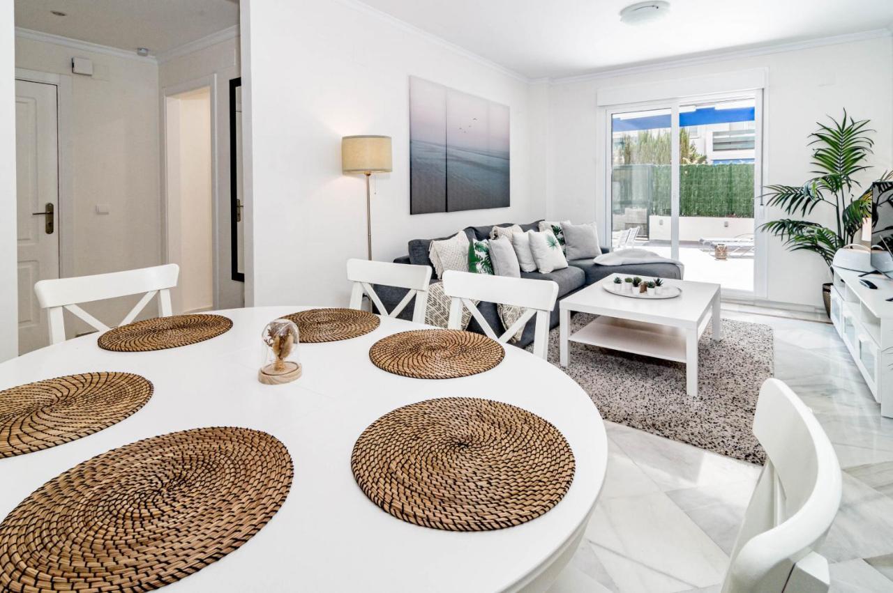 Apartment Lcr1- Lovely Ground Floor Apartment, Puerto Banus *