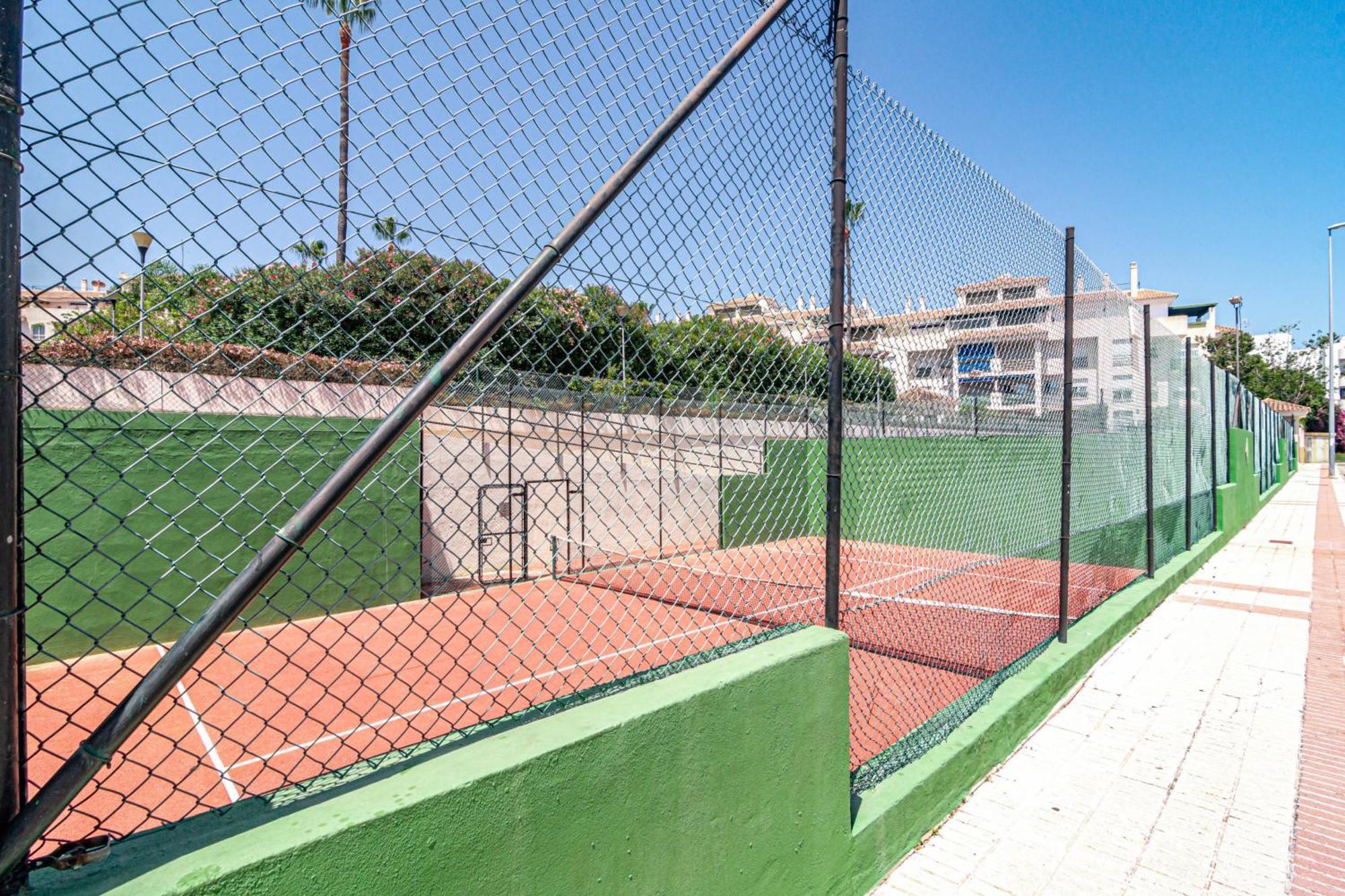 Lcr1- Lovely Ground Floor Apartment, Puerto Banus Appartement *